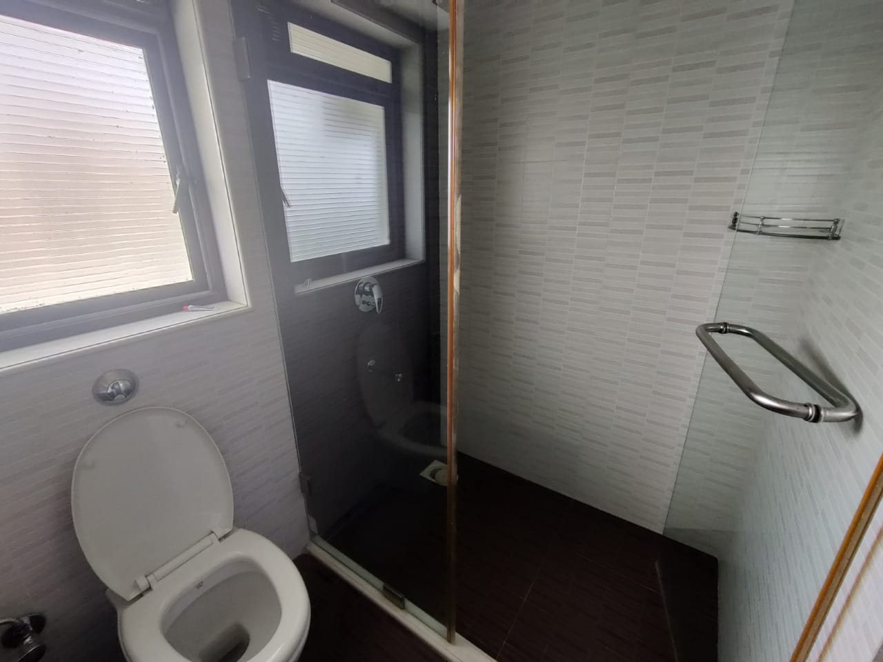 3 BHK Apartment for Sale in Carter Road Mumbai