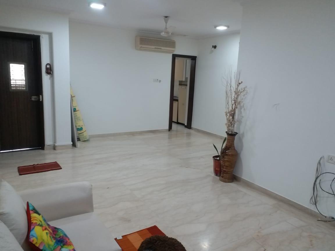 3 BHK Apartment for Rent in Juhu Road Mumbai