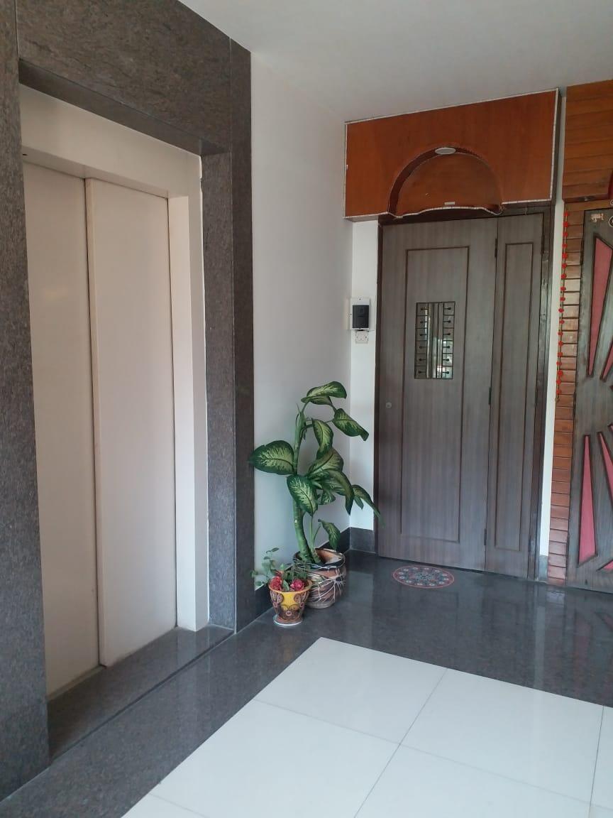 3 BHK Apartment for Rent in Juhu Road Mumbai