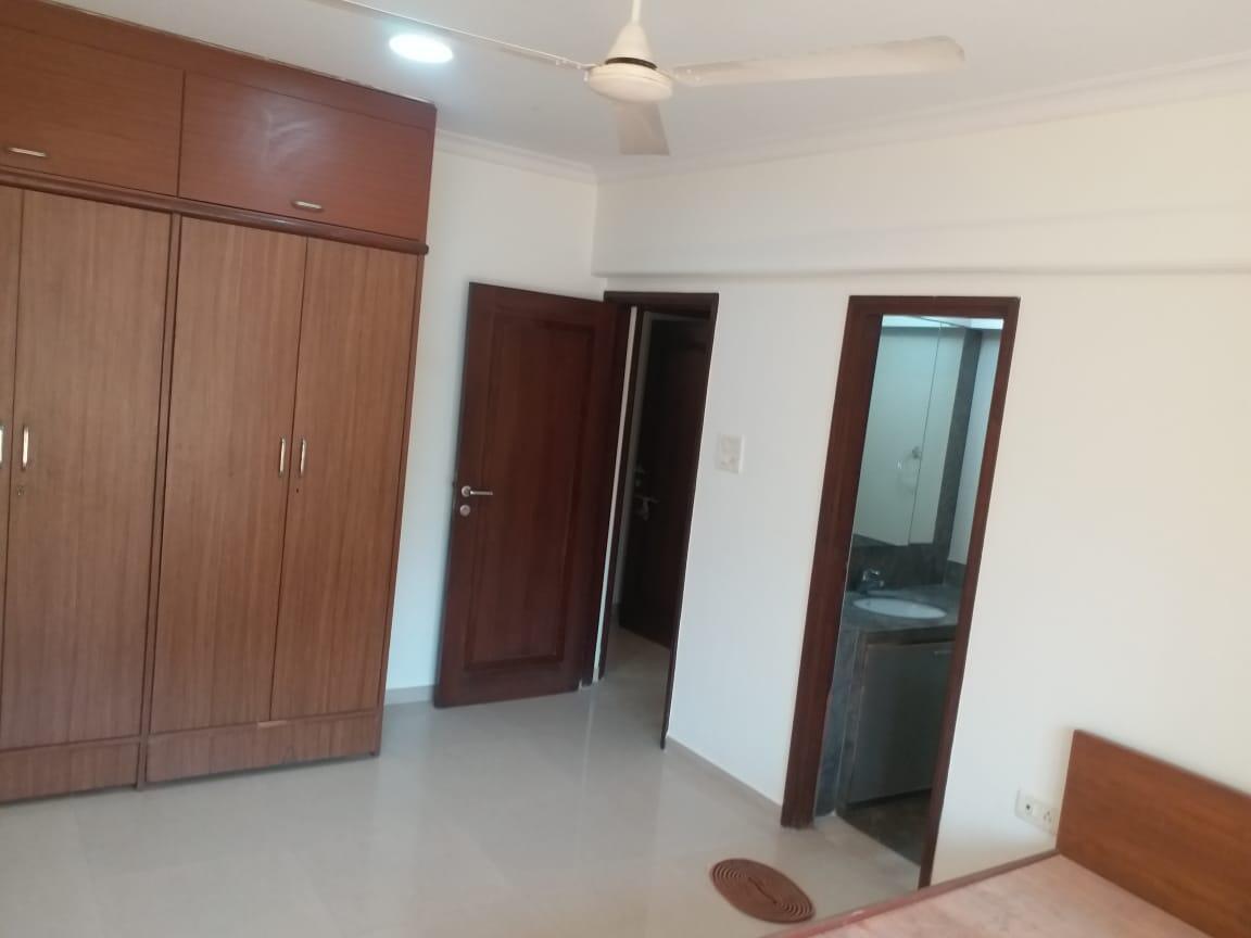 3 BHK Apartment for Rent in Juhu Road Mumbai