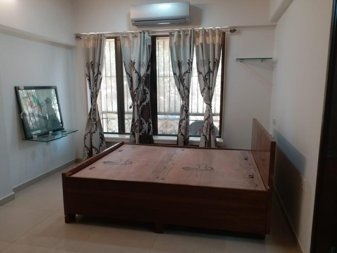 3 BHK Apartment for Rent in Juhu Road Mumbai