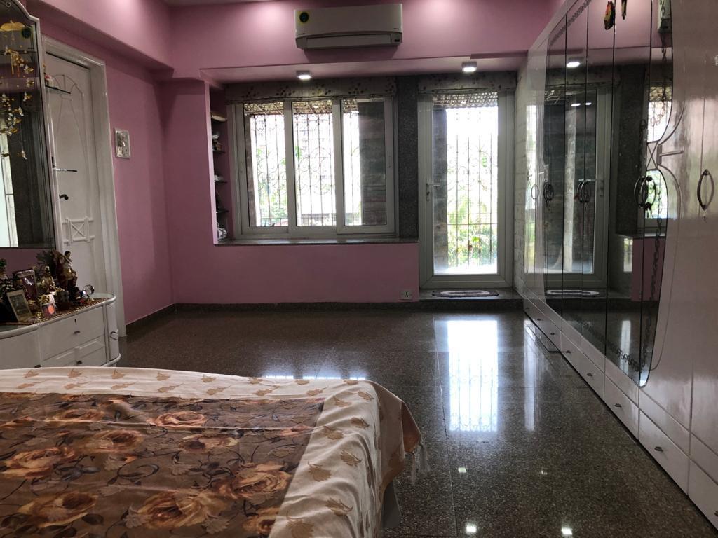 3 BHK Apartment for Sale in Gulmohar cross road no.6 Mumbai