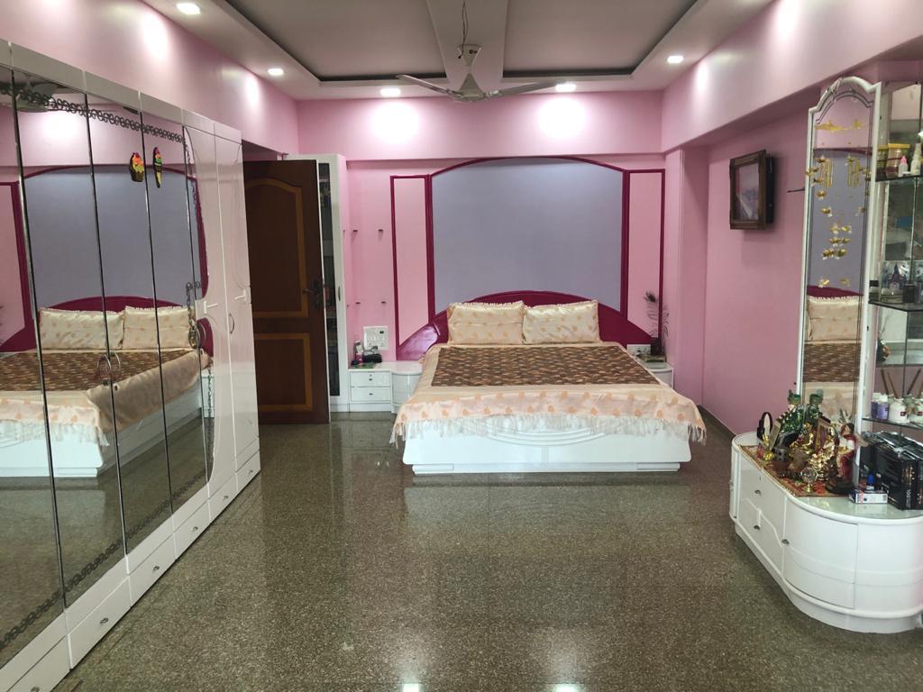 3 BHK Apartment for Sale in Gulmohar cross road no.6 Mumbai