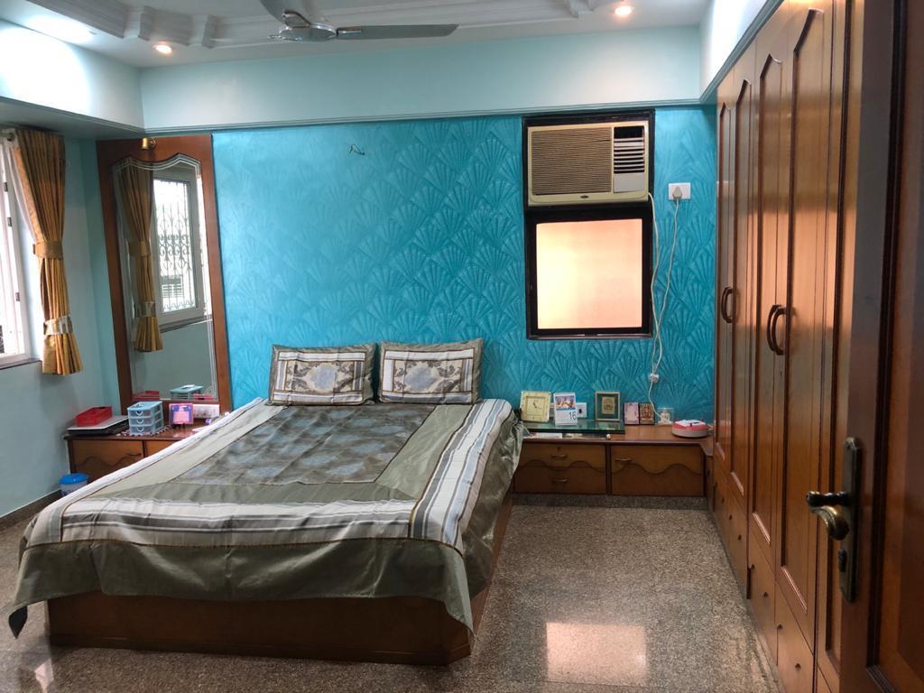 3 BHK Apartment for Sale in Gulmohar cross road no.6 Mumbai