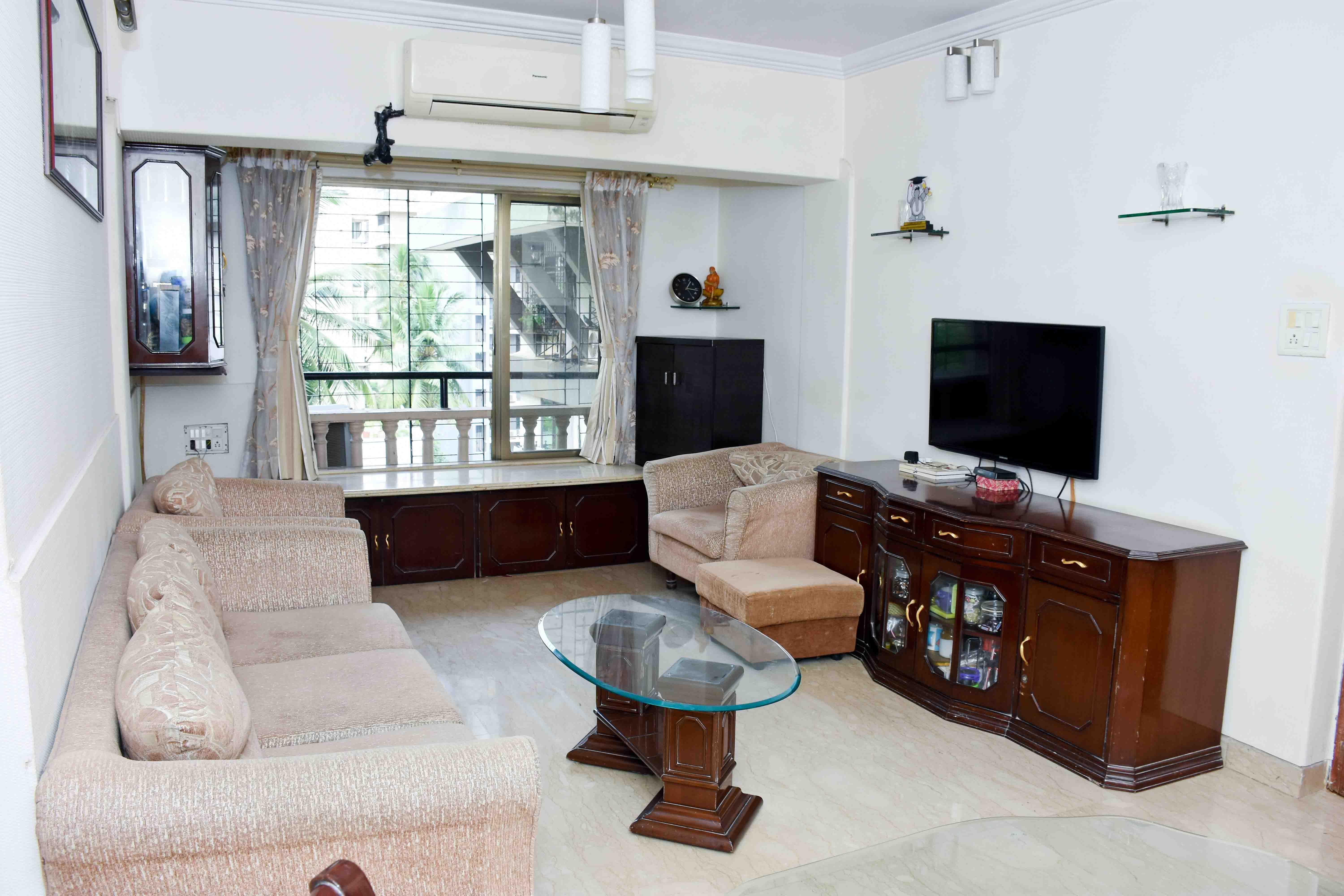 3 BHK Apartment for Sale in Bandra West Mumbai