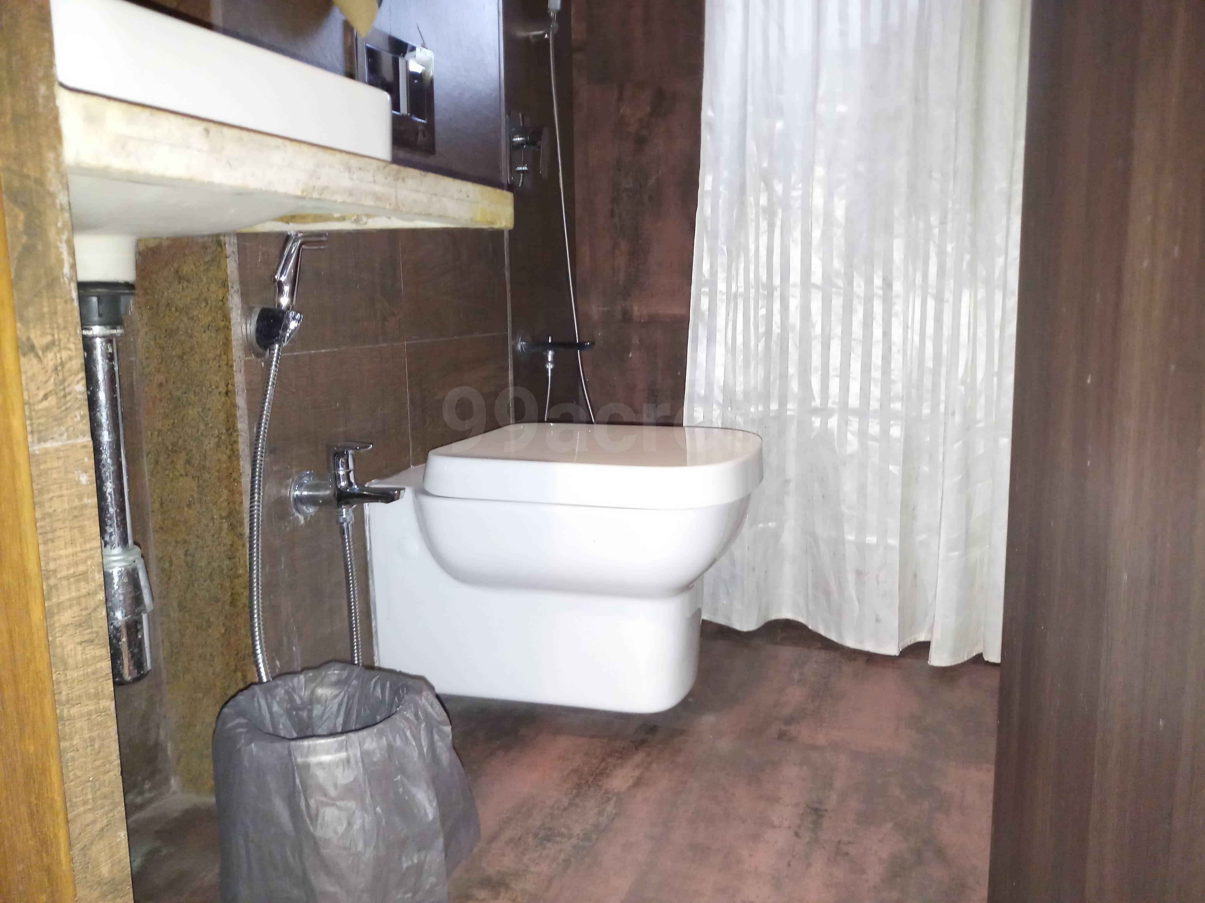 3 BHK Apartment for Sale in Bandra West Mumbai
