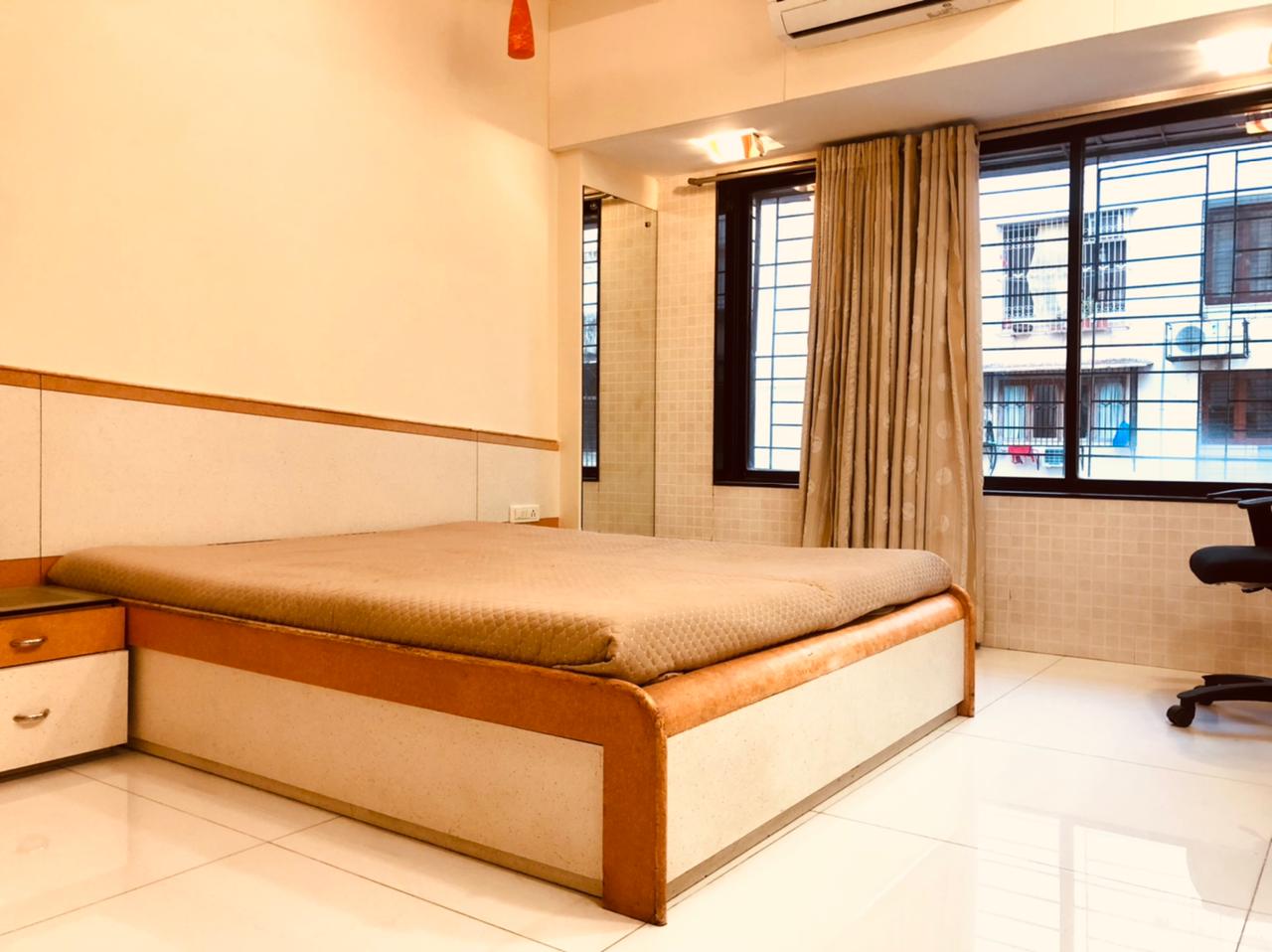 2 BHK Apartment for Sale in N S Road no.3 Mumbai