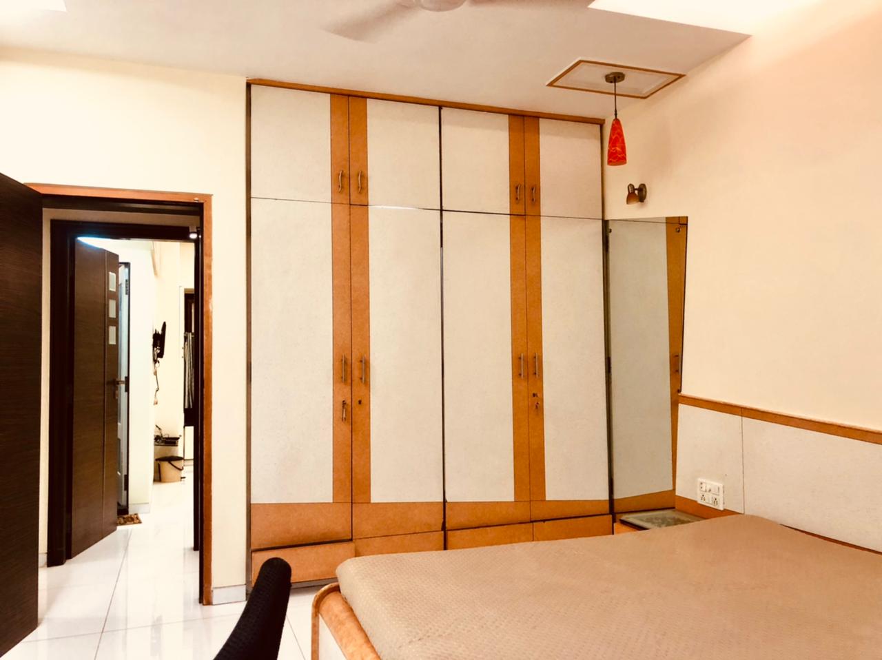 2 BHK Apartment for Sale in N S Road no.3 Mumbai