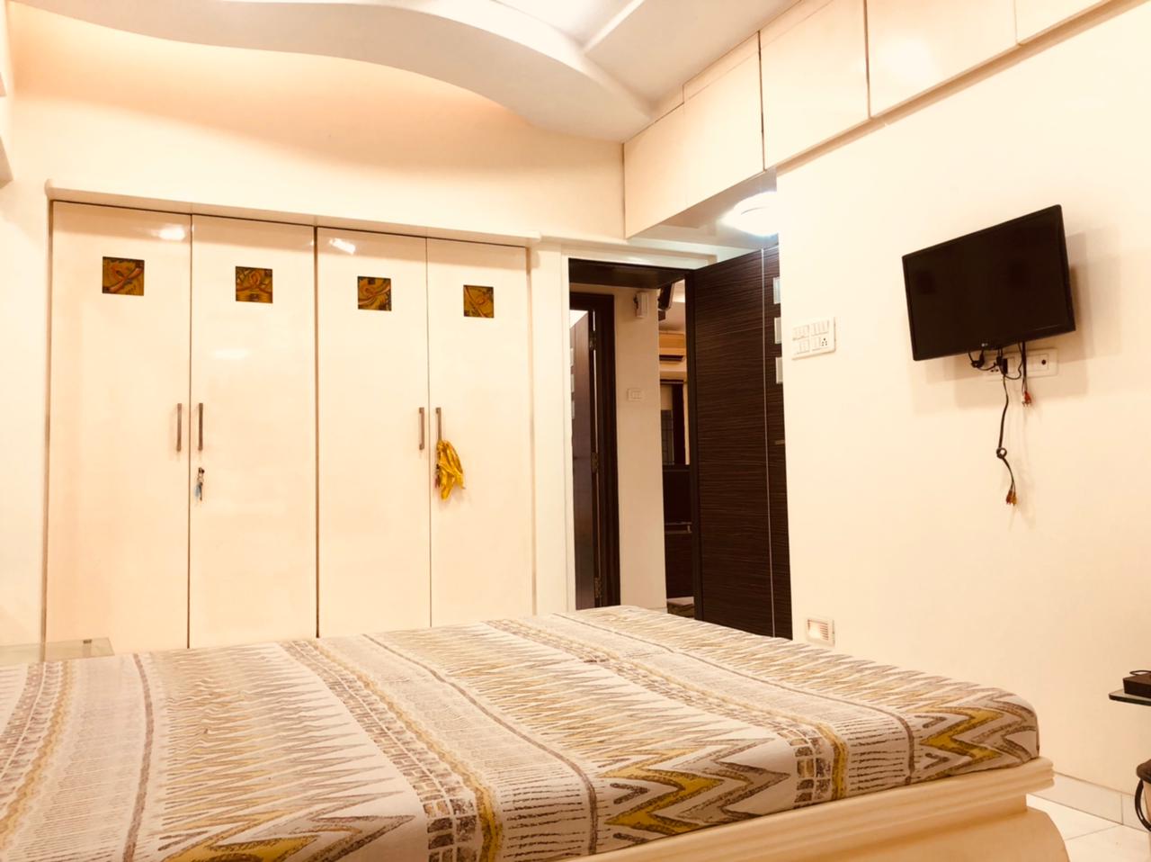 2 BHK Apartment for Sale in N S Road no.3 Mumbai