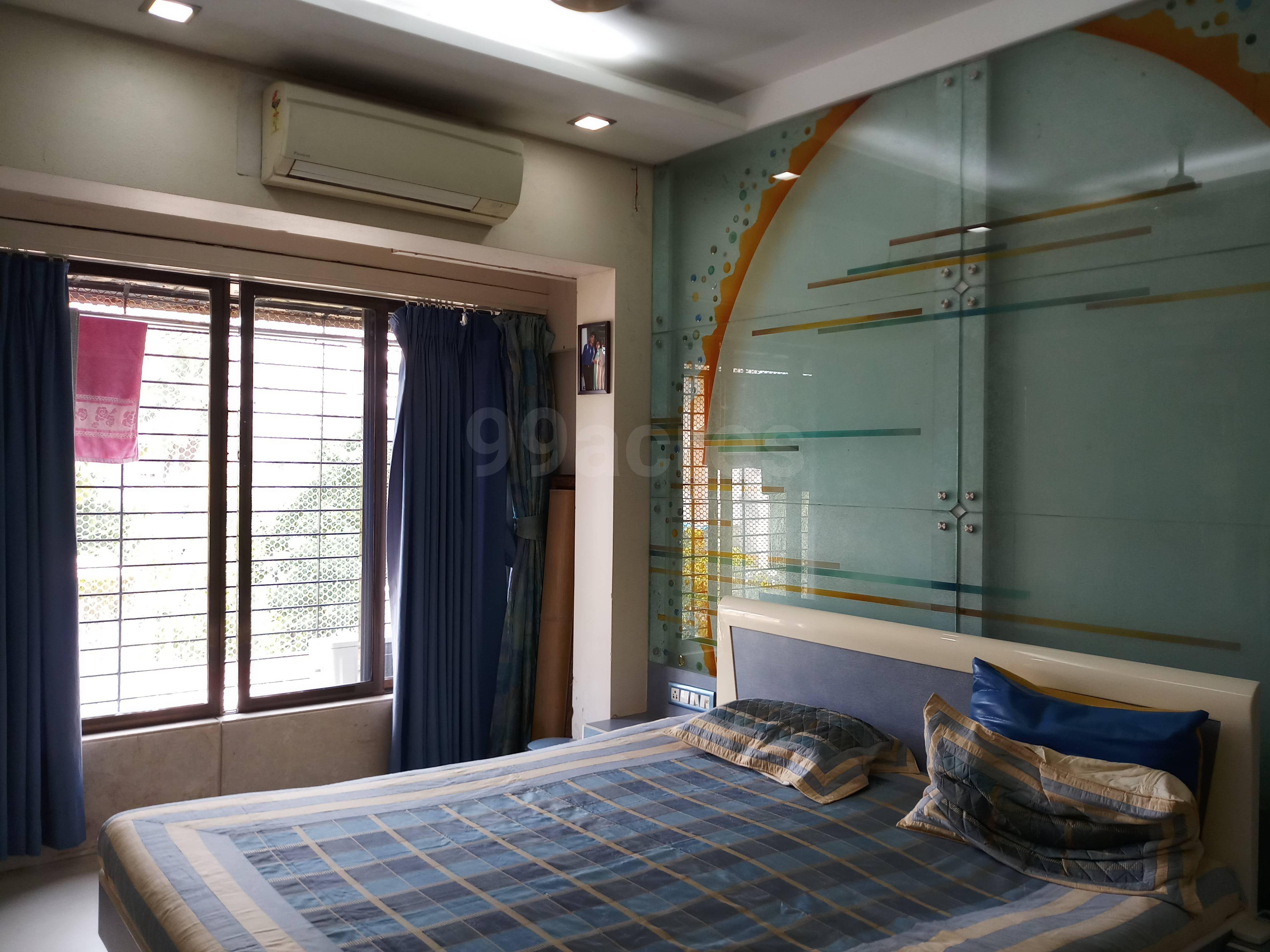 2 BHK Apartment for Sale in Andrews Road Mumbai