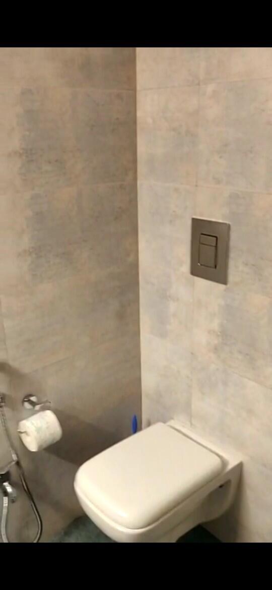 2 BHK Apartment for Sale in Linking  Road Mumbai