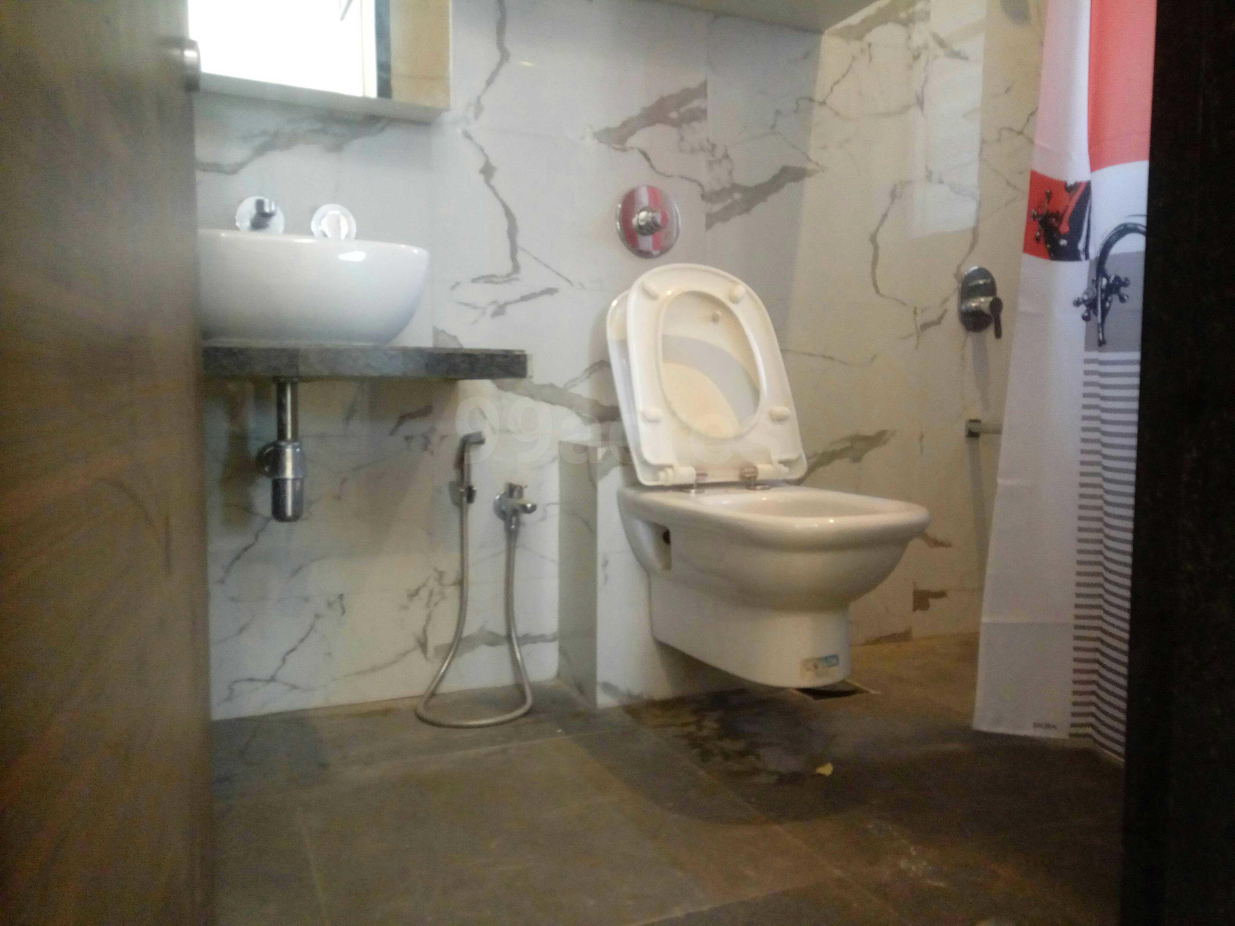 3 BHK Apartment for Rent in Besant Road Mumbai