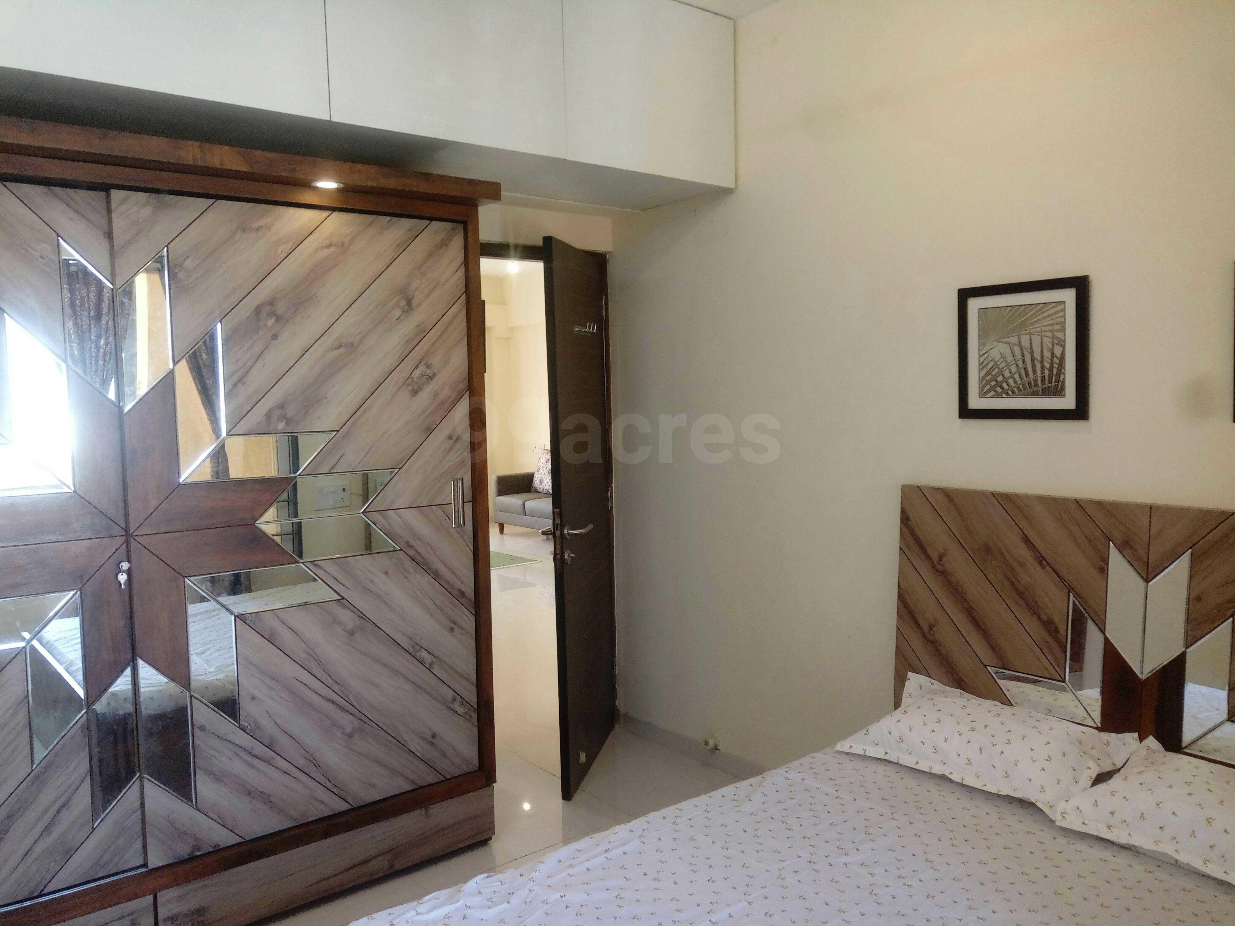 3 BHK Apartment for Rent in Besant Road Mumbai
