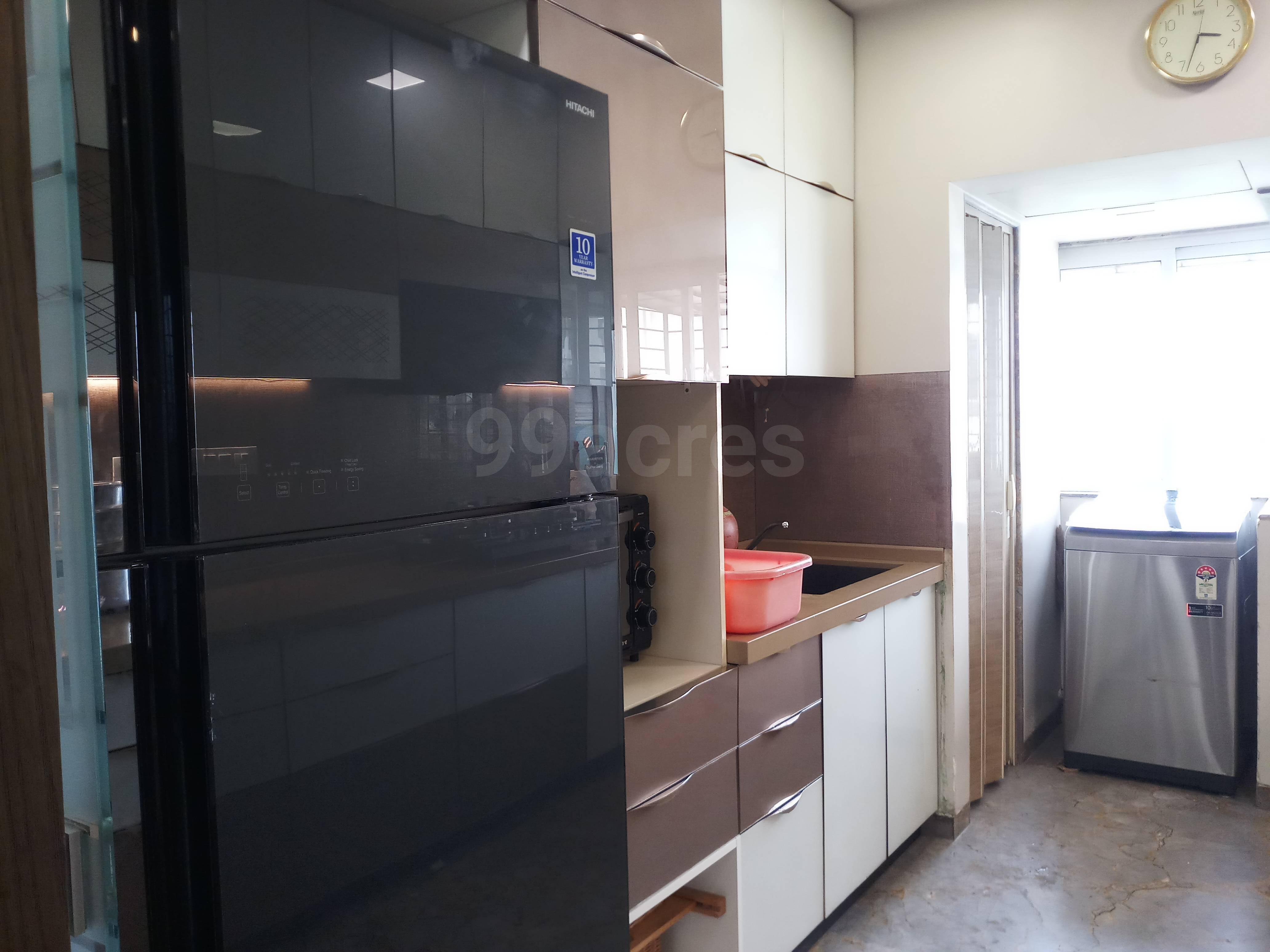 2 BHK Apartment for Rent in Perry cross road Mumbai