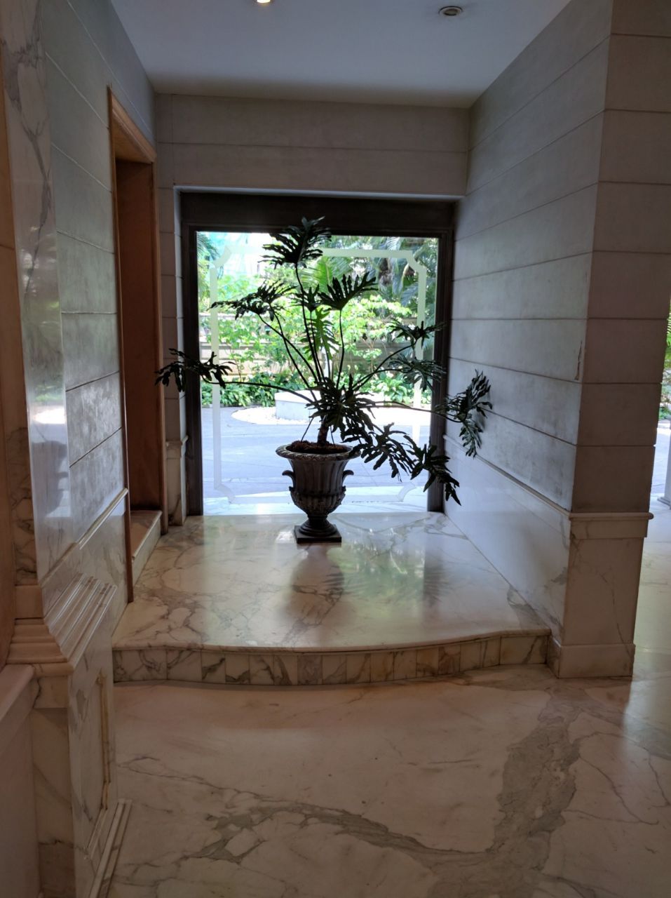 4 BHK Apartment for Rent in Mount Mary Mumbai