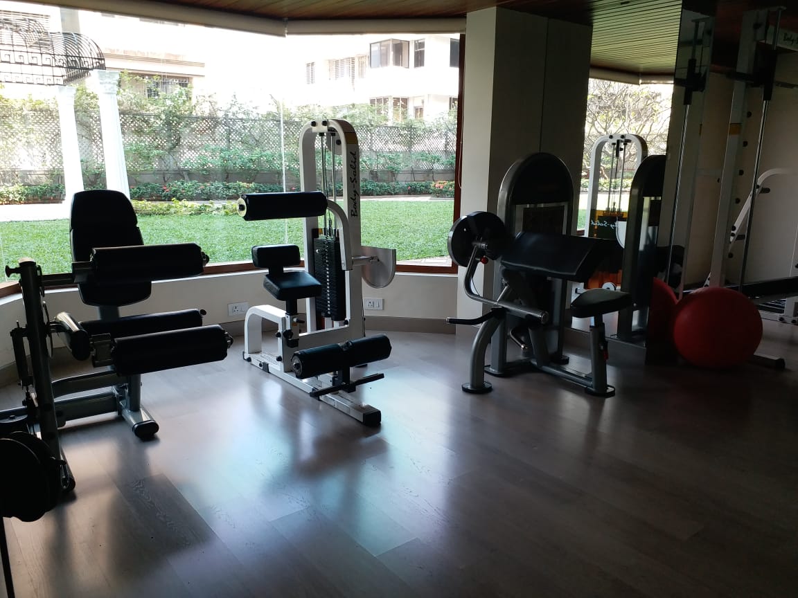 4 BHK Apartment for Rent in Mount Mary Mumbai