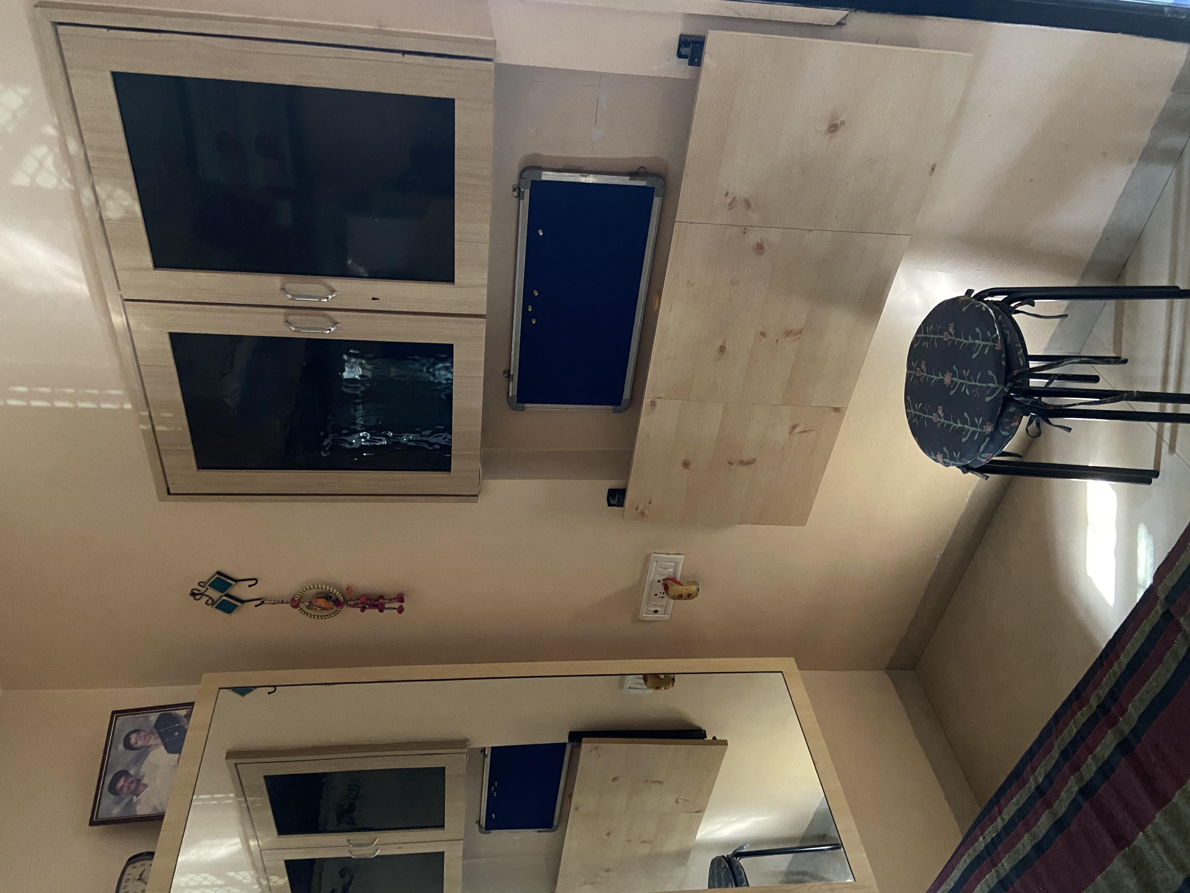 2 BHK Apartment for Rent in Bandra West Mumbai