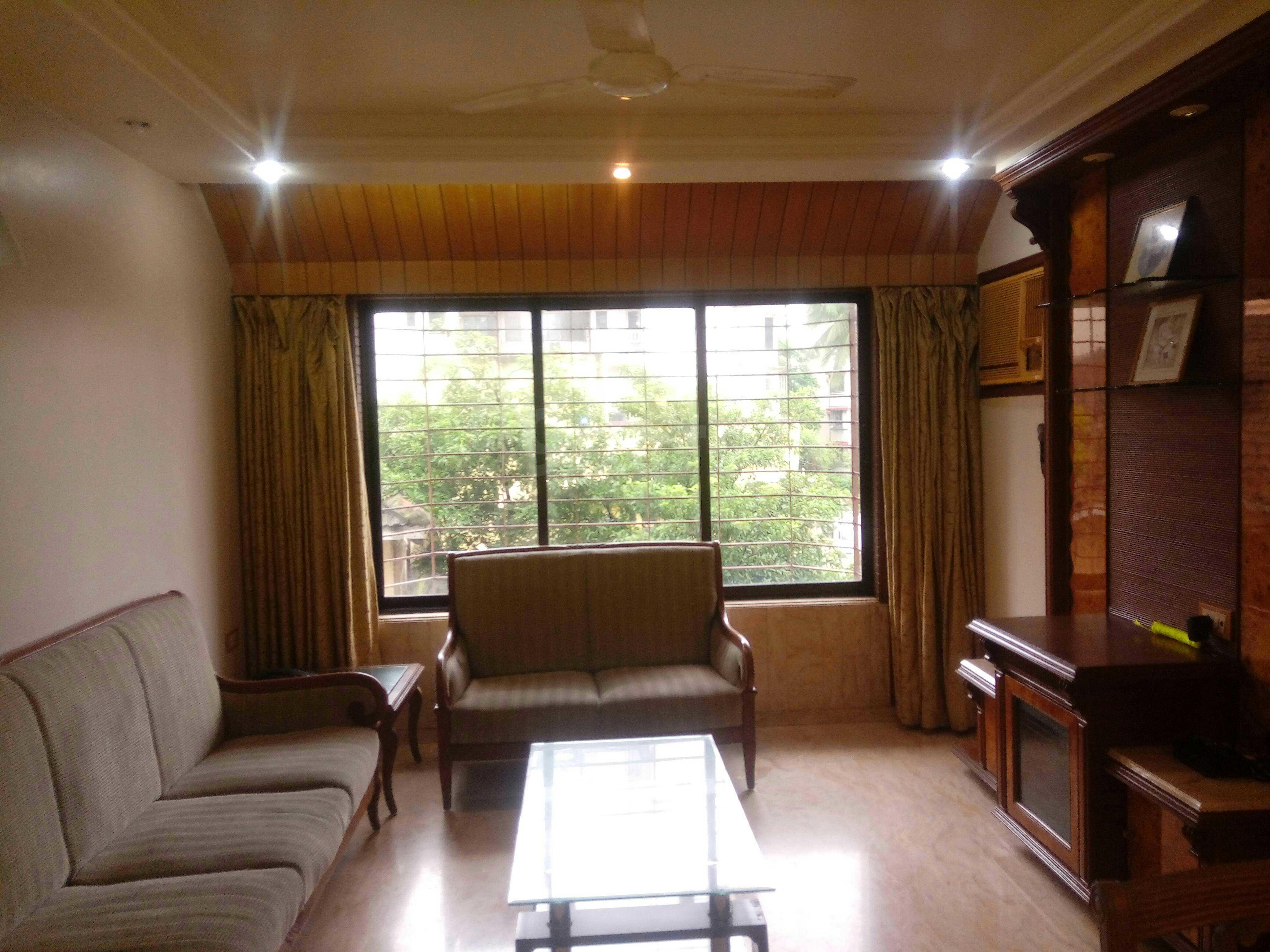 2 BHK Apartment for Rent in Off Carter road Mumbai