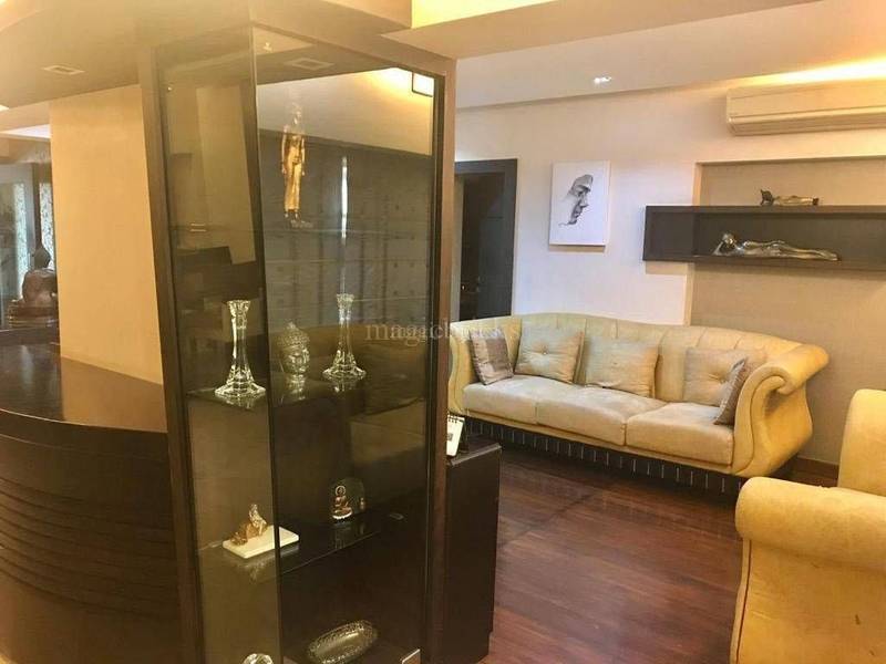 4 BHK Apartment for Sale in Mount Mary Rd Mumbai
