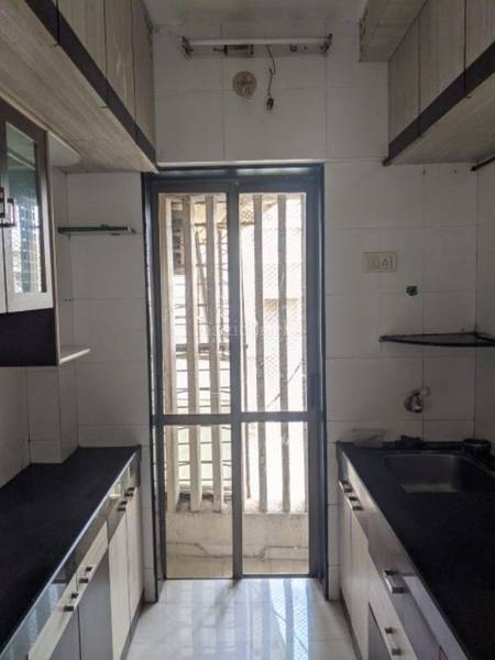 3 BHK Apartment for Rent in Gulmohar Cross Road no.7 Mumbai