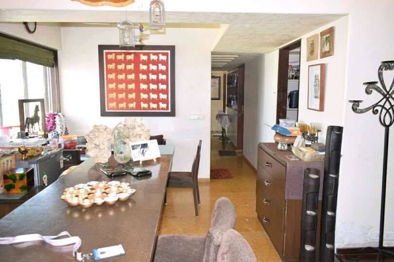 3 BHK Apartment for Sale in Gulmohar Cross rd no.12 Mumbai