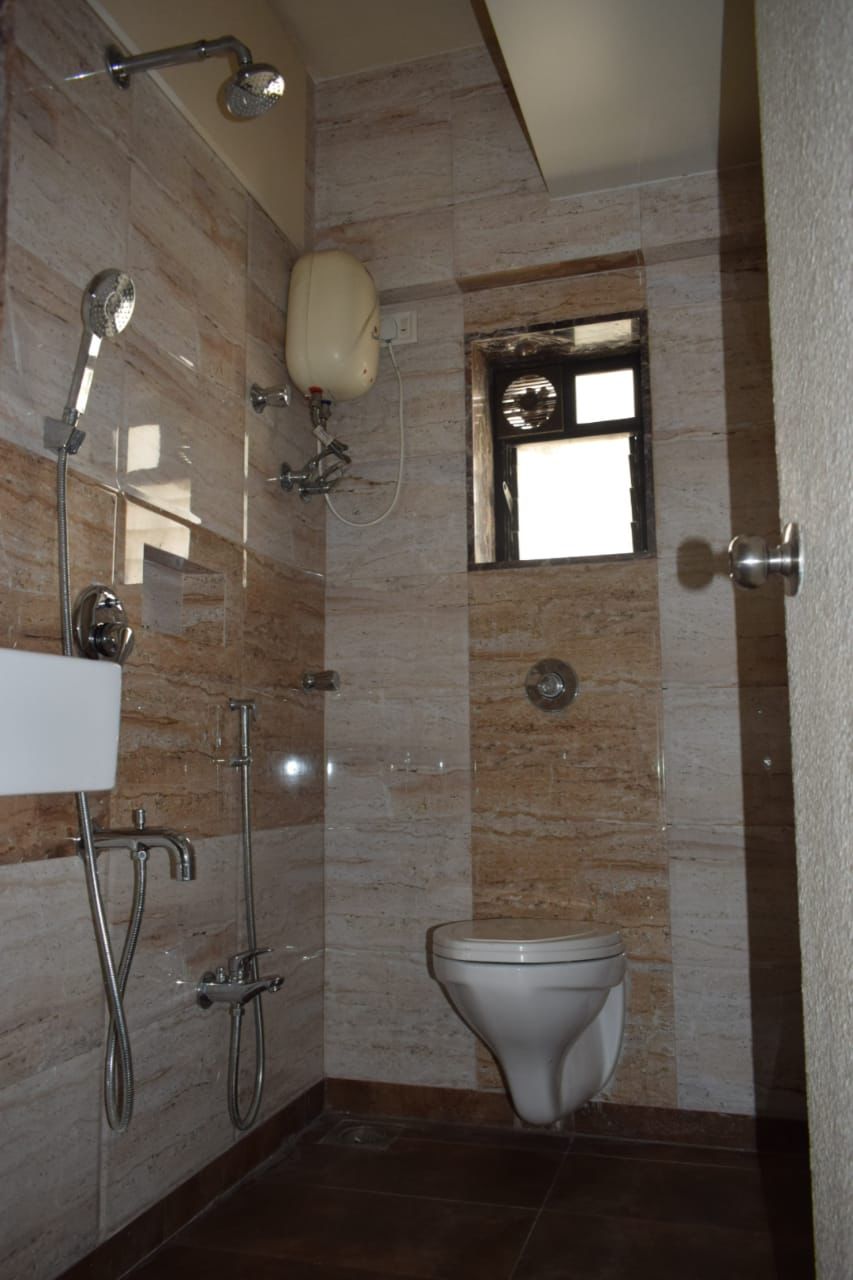 3 BHK Apartment for Sale in Almeida park Mumbai