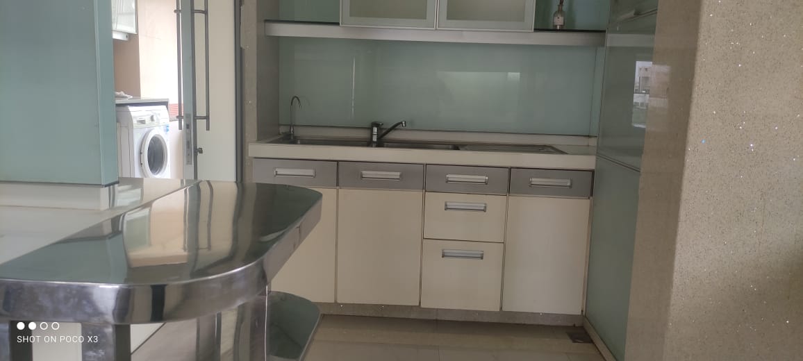 3 BHK Apartment for Rent in St. Theresa Road Mumbai