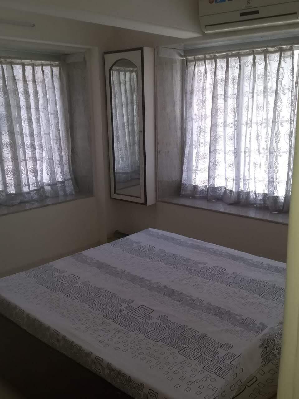 2 BHK Apartment for Sale in Bandra West Mumbai