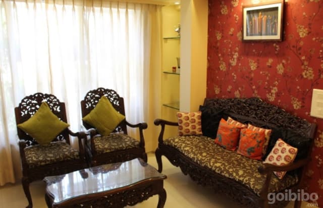 Apartment for Rent in Off Hill Road Mumbai