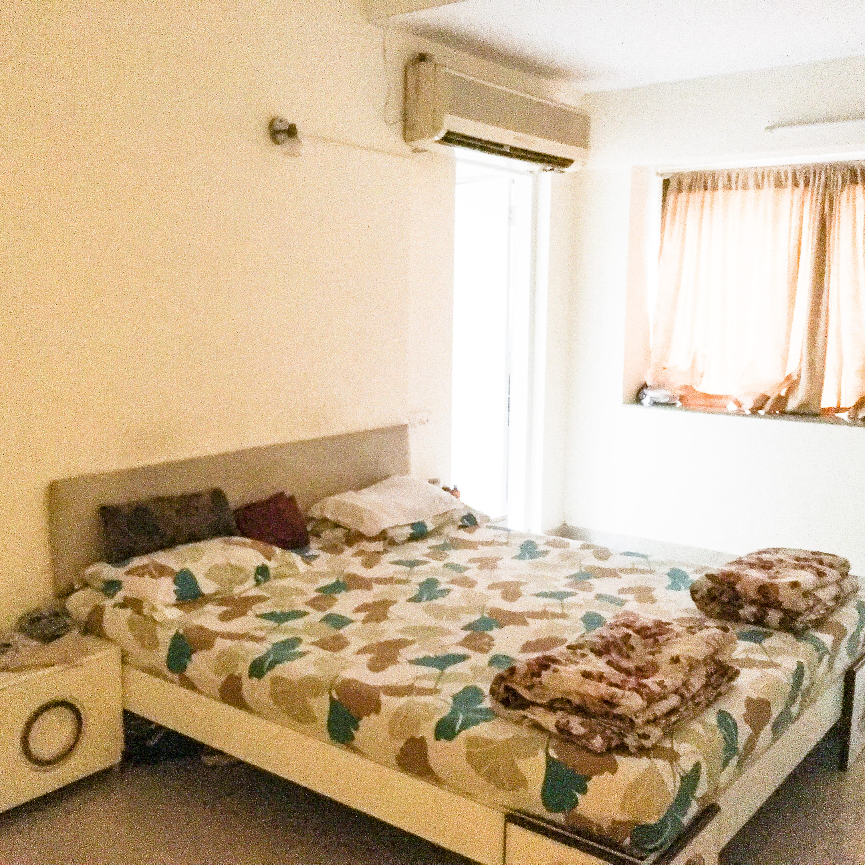 4 BHK Apartment for Sale in Central Avenue Road Mumbai