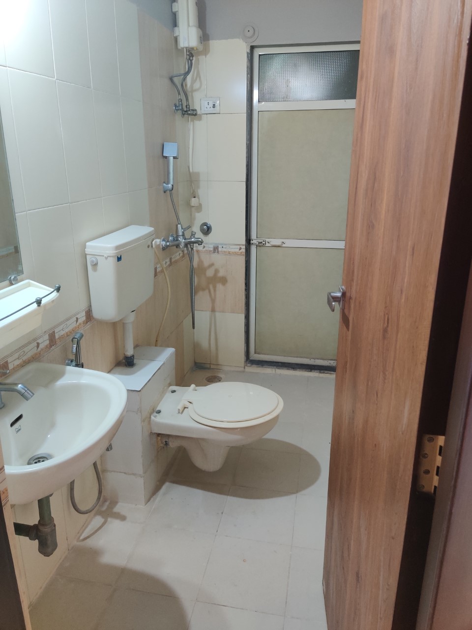 3 BHK Apartment for Rent in Juhu Mumbai