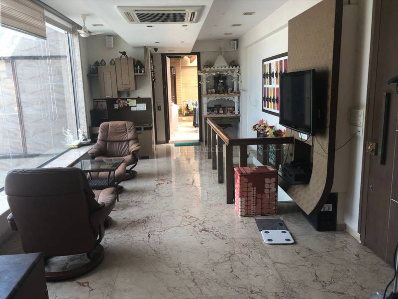 5 BHK Penthouse for Sale in Andheri West Mumbai