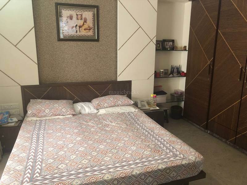 5 BHK Penthouse for Sale in Andheri West Mumbai
