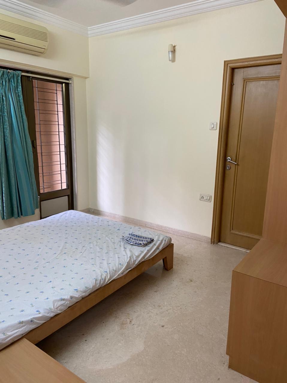 3 BHK Apartment for Rent in 16th Road Mumbai