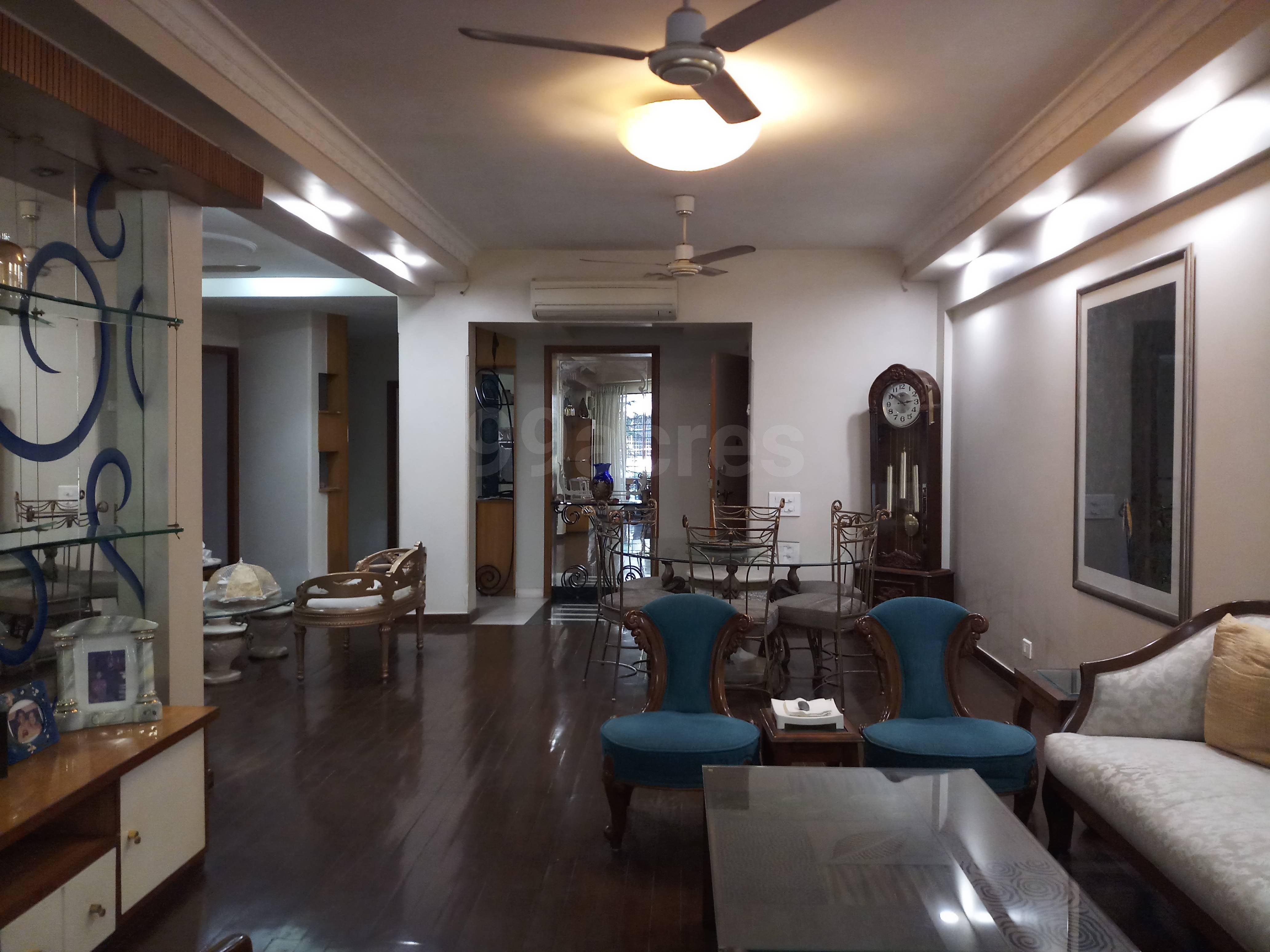 3 BHK Apartment for Sale in Santacruz West Mumbai