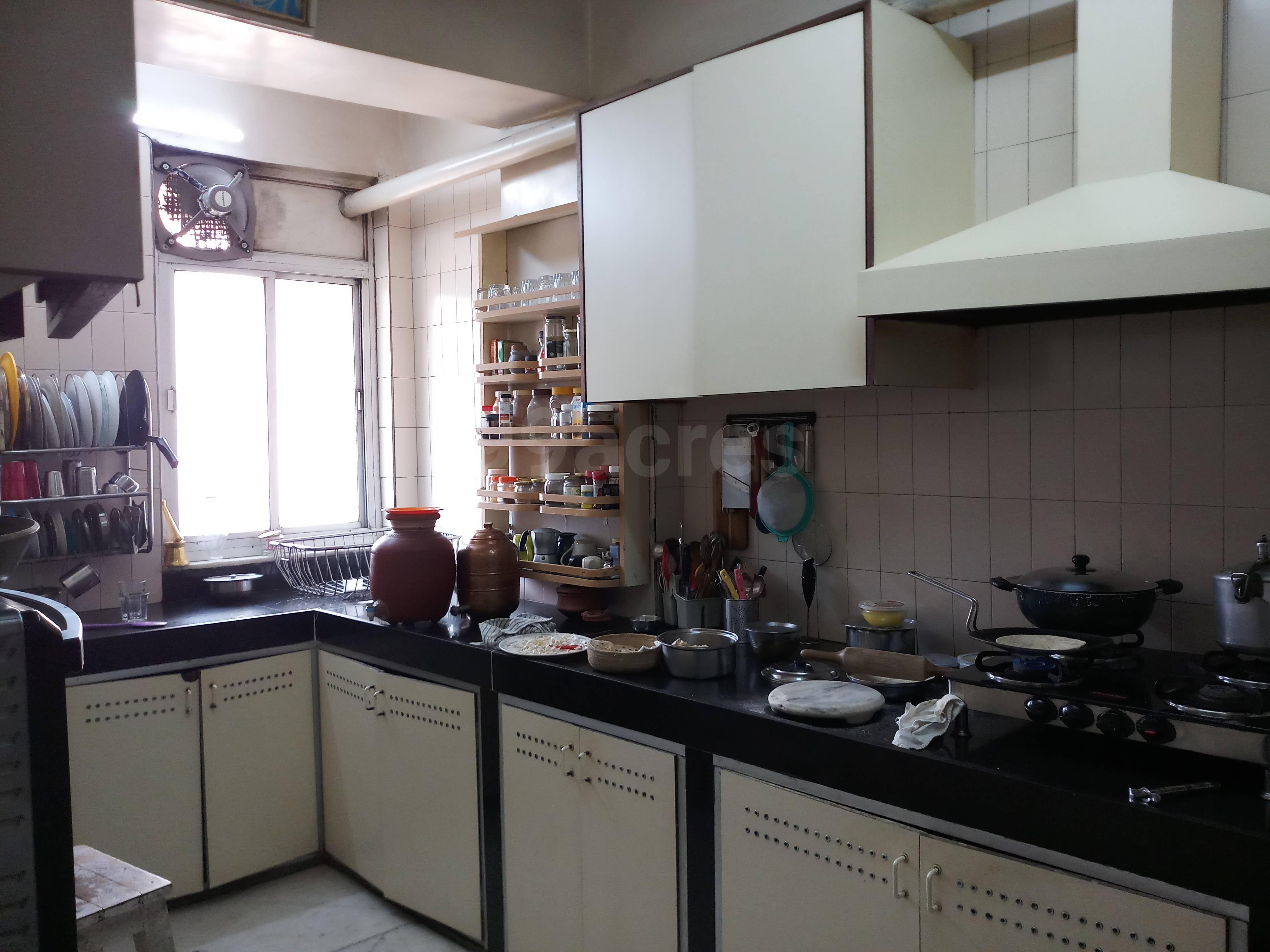 3 BHK Apartment for Sale in Santacruz West Mumbai