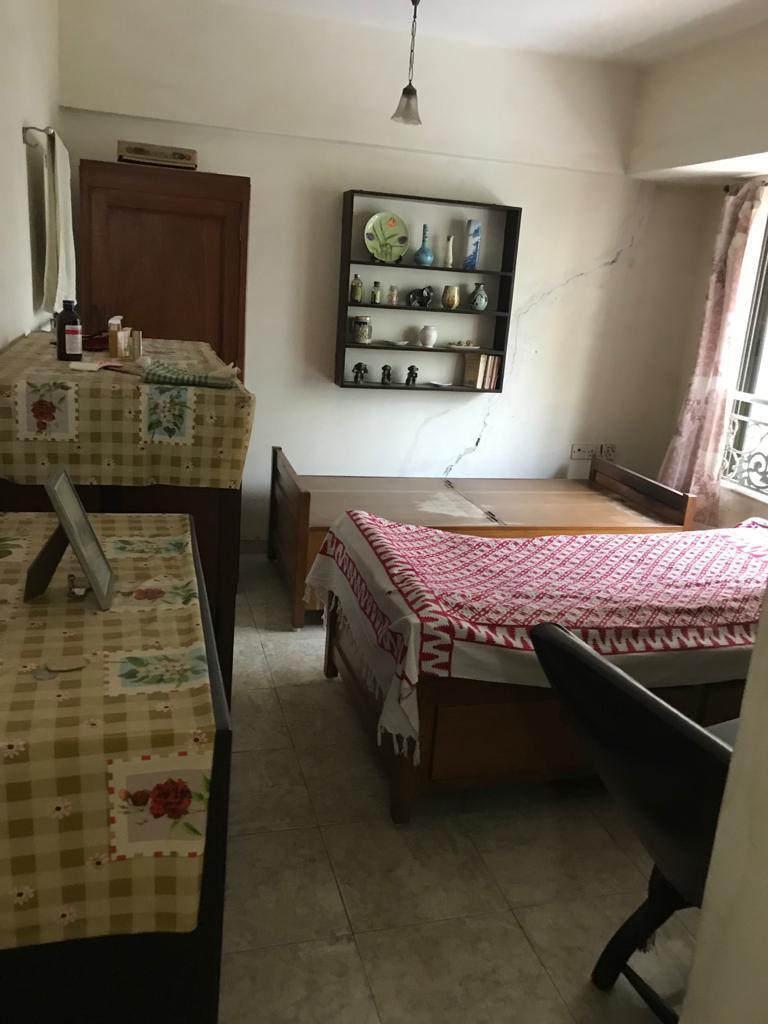 2 BHK Apartment for Sale in Perry cross road Mumbai