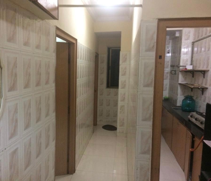 2 BHK Apartment for Sale in 33rd Road Mumbai