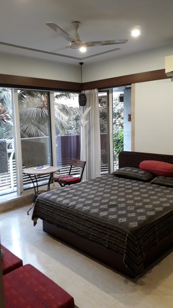 4 BHK Apartment for Sale in 15th Road Mumbai