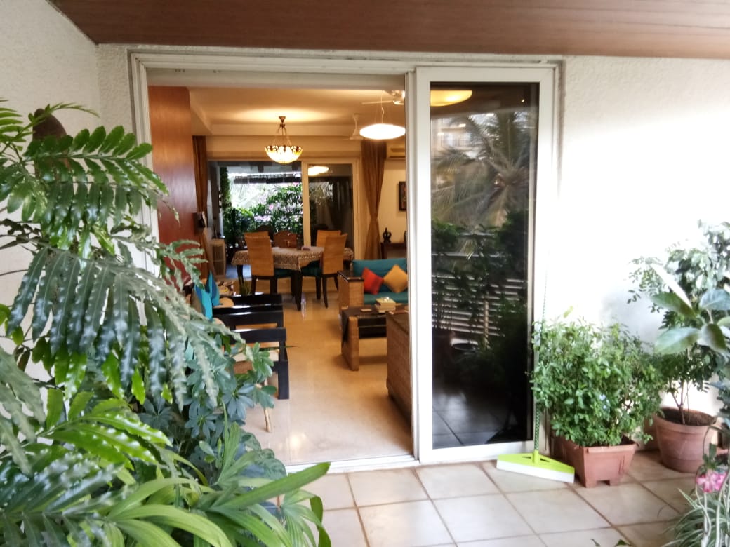4 BHK Apartment for Sale in 15th Road Mumbai
