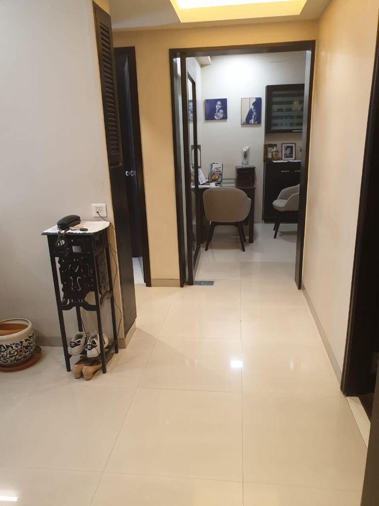 2 BHK Apartment for Sale in Juhu Road Mumbai