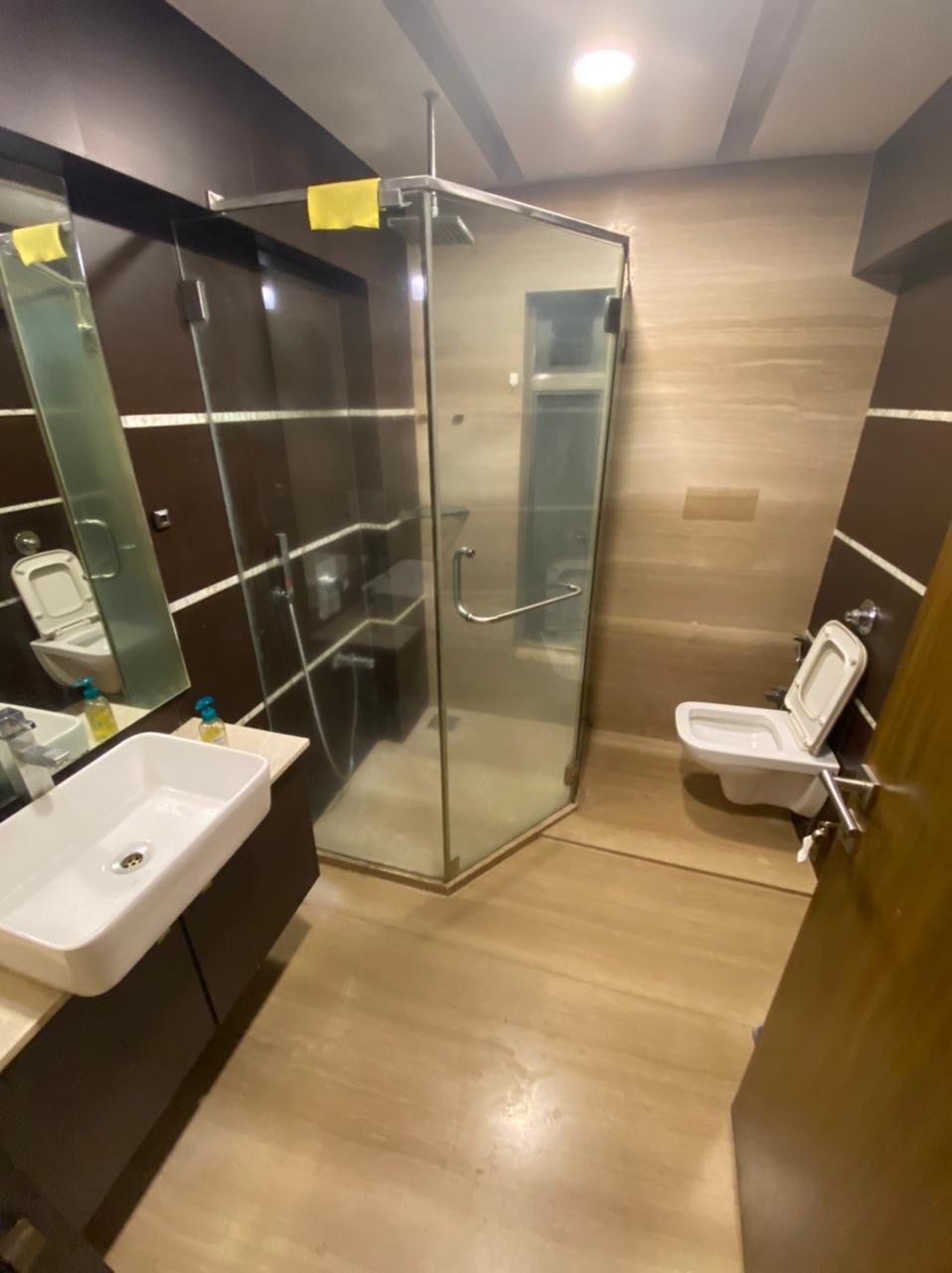 4 BHK Apartment for Rent in East Avenue Road Mumbai