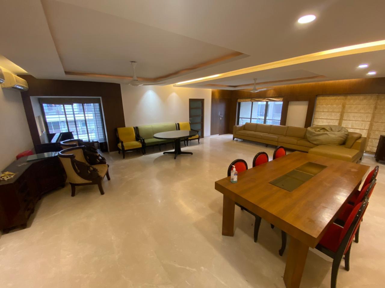 4 BHK Apartment for Rent in East Avenue Road Mumbai