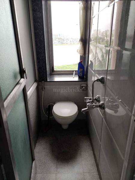 3 BHK Apartment for Sale in Juhu Tara Rd Mumbai