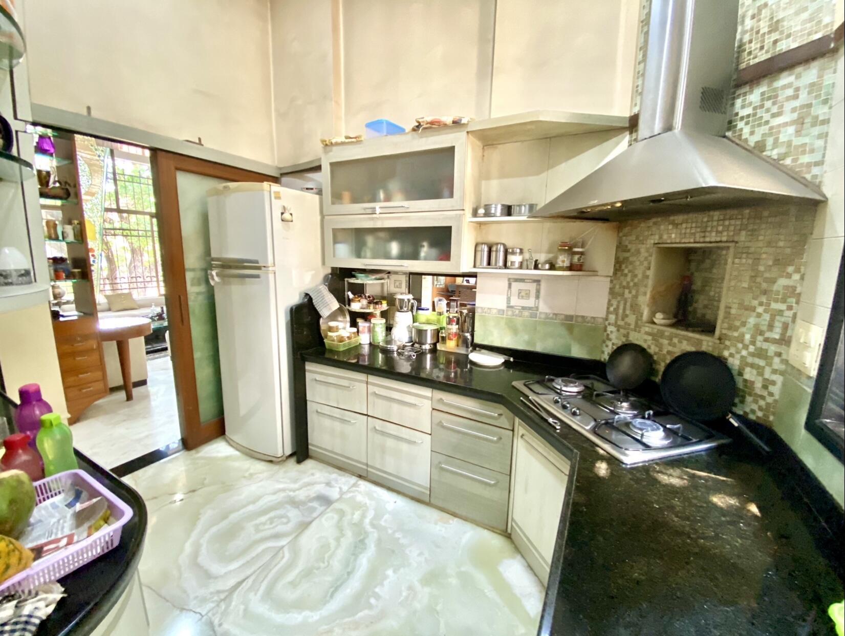 3 BHK Builder Floor for Sale in Nehru Rd Mumbai