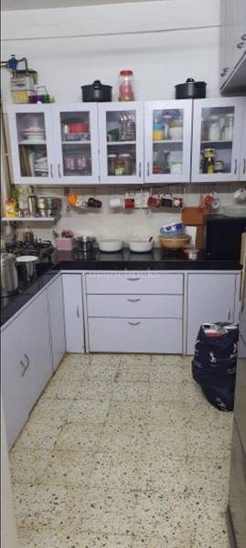 2 BHK Apartment for Rent in Andrews Road Mumbai