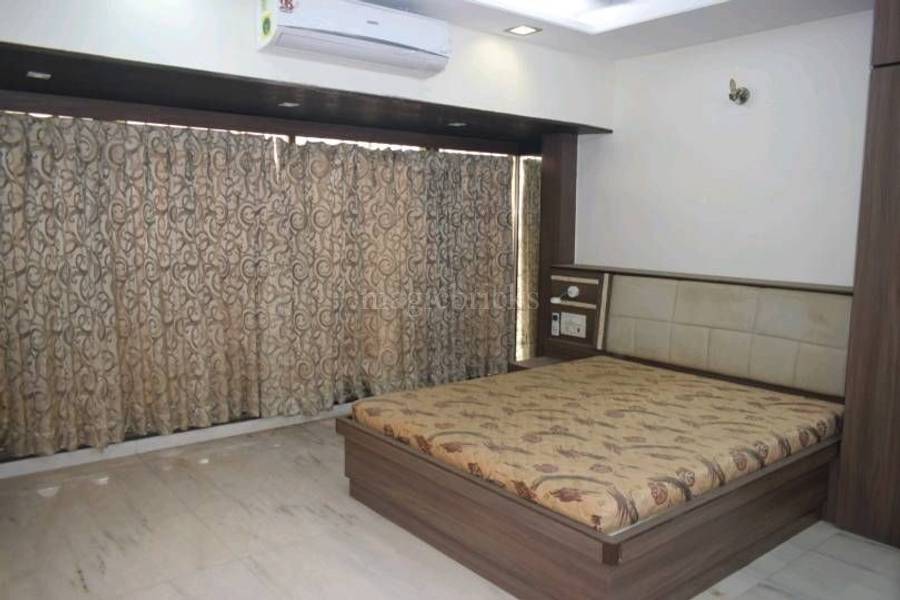 3 BHK Apartment for Sale in Juhu lane Mumbai
