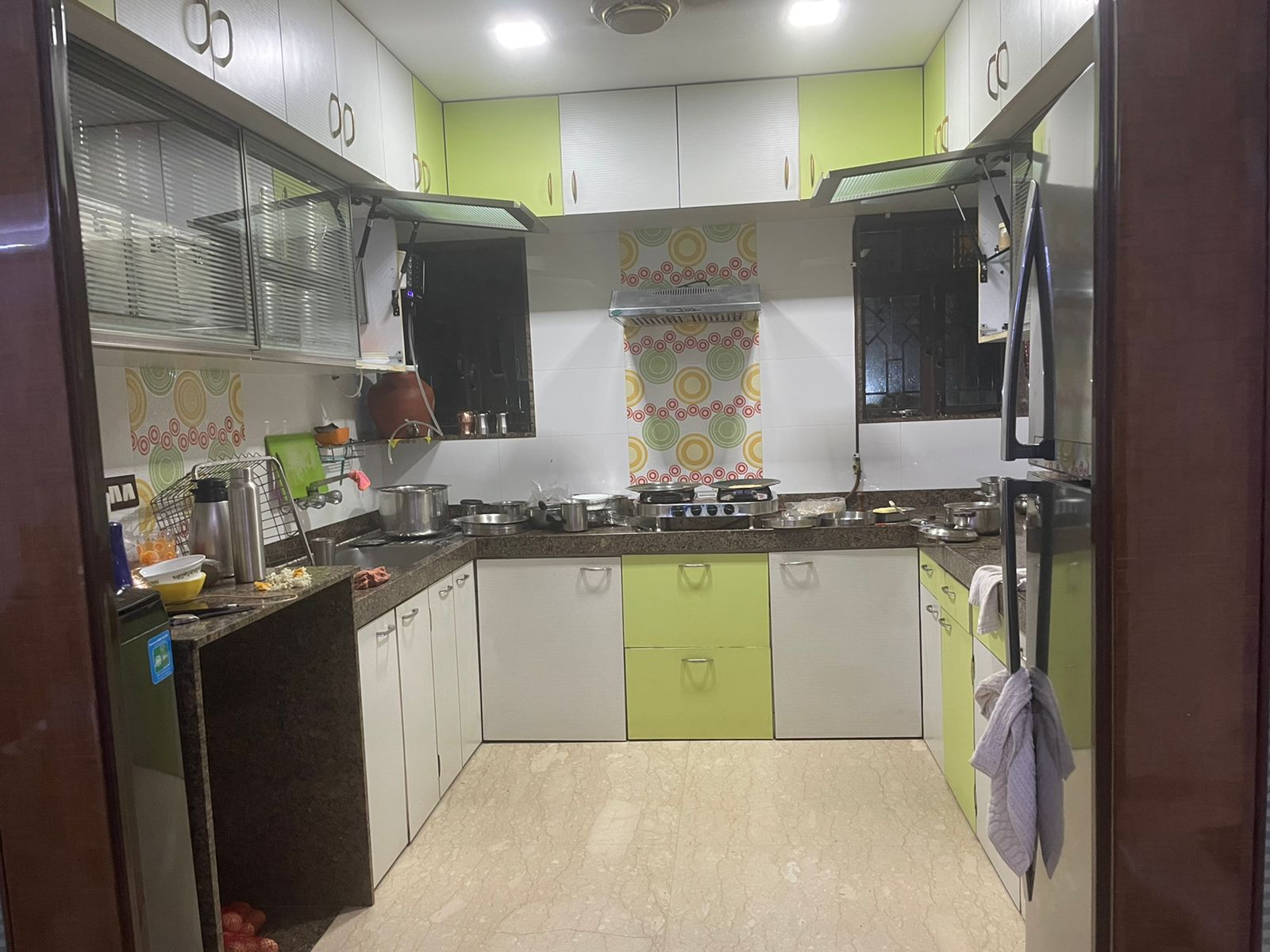 3 BHK Apartment for Rent in N S Road No 9 Mumbai