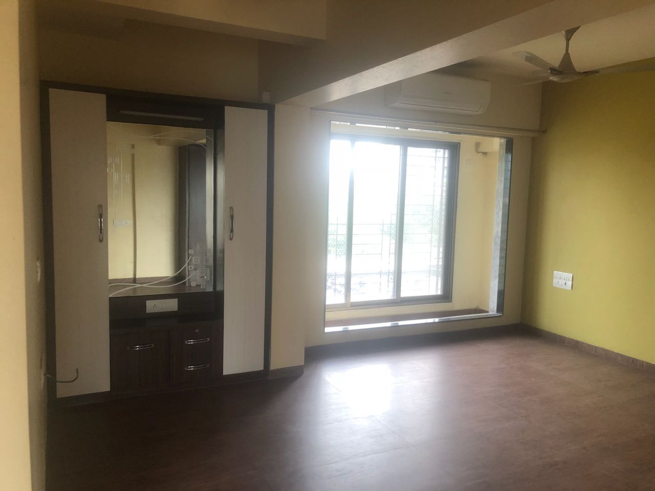 3 BHK Apartment for Sale in KD Road Mumbai