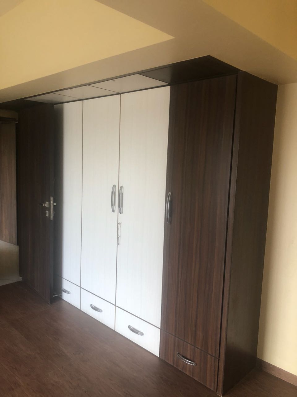 3 BHK Apartment for Sale in KD Road Mumbai